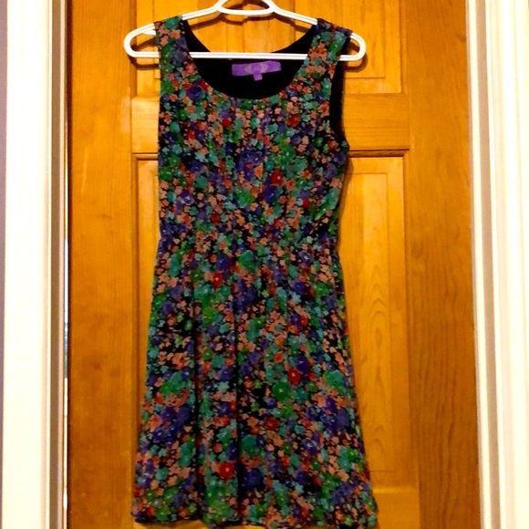 Floral print dress - Picture 1 of 3